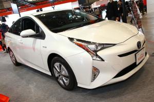 2016 Toyota Prius by Autobacs